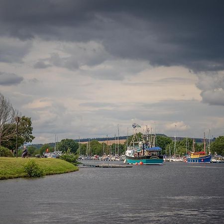 Great Glen Way Canal Side Apartment Inverness Esterno foto